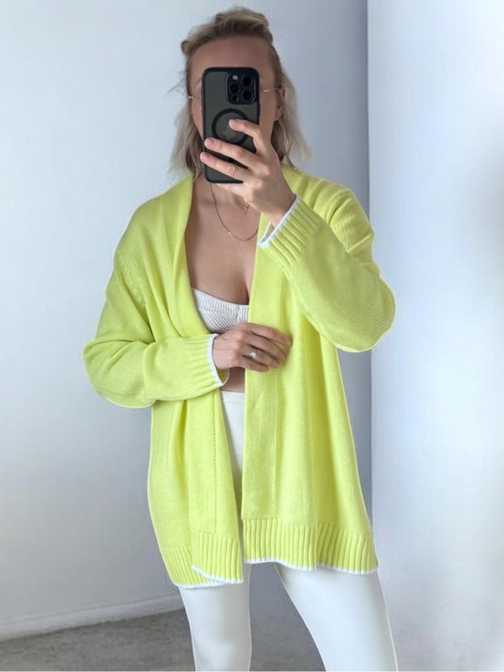 d&Co. denim + company neon yellow Knit Cardigan Size Large